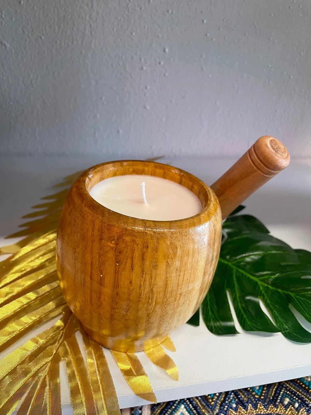 Handmade Soy Mortero Candle - Pastelito de Guayaba